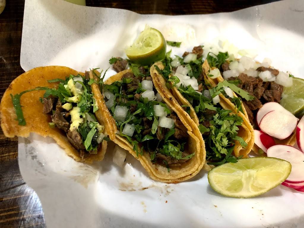 La Salsa Verde | restaurant | 1916 E Belt Line Rd, Carrollton, TX 75006, USA | 9728100107 OR +1 972-810-0107