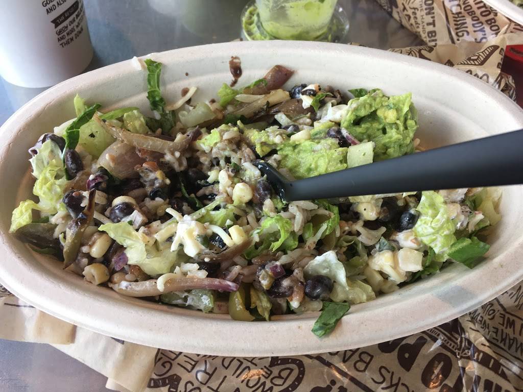 Chipotle Mexican Grill | restaurant | 1020 Center Point Rd Ste 112, San Marcos, TX 78666, USA | 5123960264 OR +1 512-396-0264