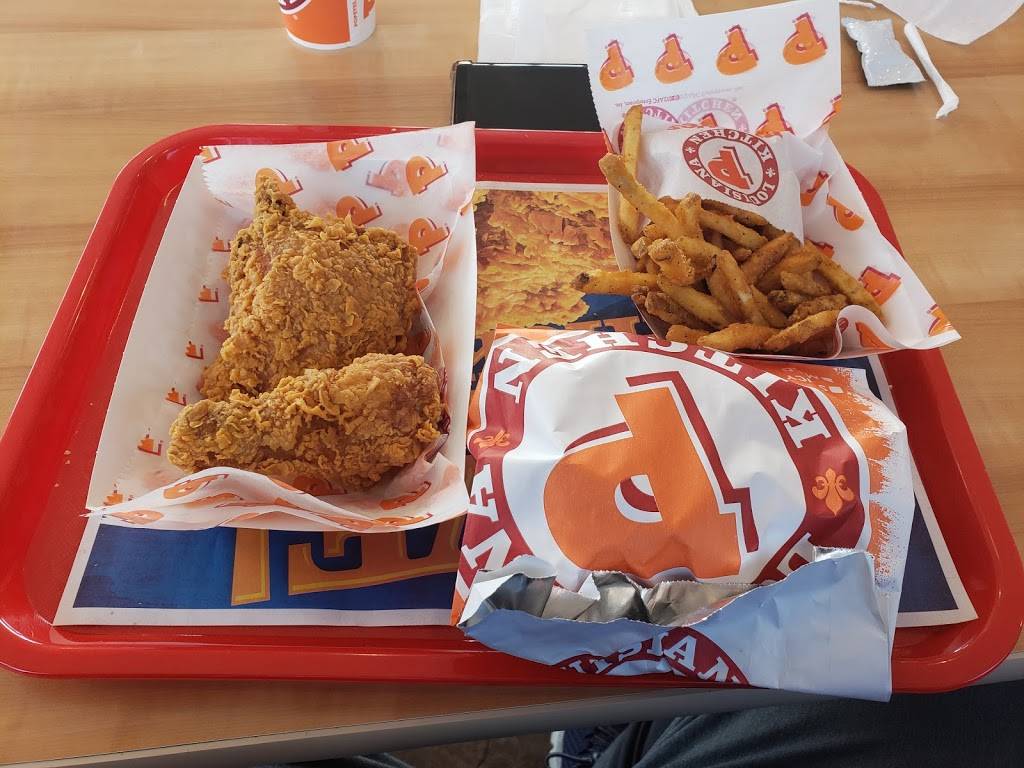 Popeyes | restaurant | 9021 Will Clayton Pkwy, Humble, TX 77338, USA | 7132668799 OR +1 713-266-8799