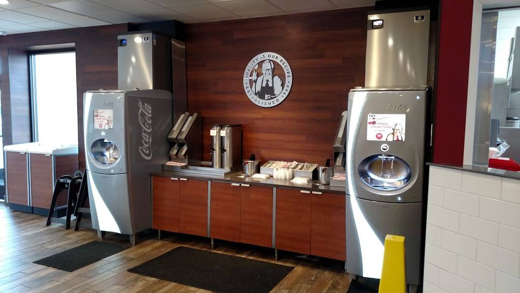 Wendys | restaurant | 320 E Ogden Ave, Westmont, IL 60559, USA | 6303231379 OR +1 630-323-1379