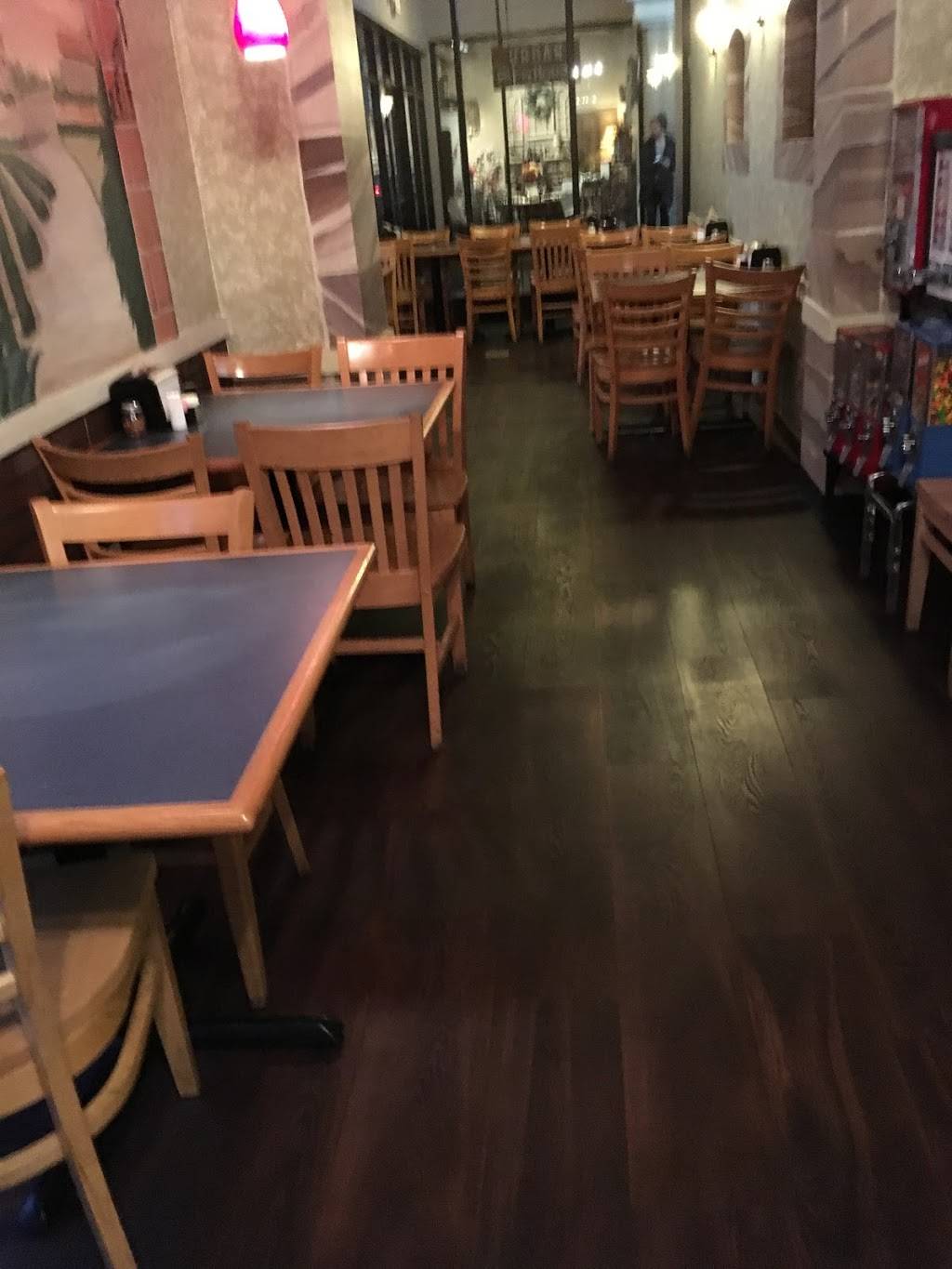 Roma 3 | restaurant | 247 E Morris Blvd, Morristown, TN 37813, USA | 4232541974 OR +1 423-254-1974