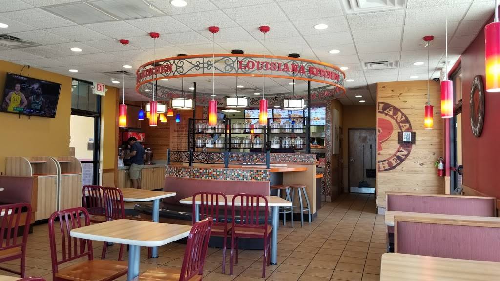 Popeyes Louisiana Kitchen | restaurant | 6119 NW Cache Rd, Lawton, OK 73505, USA | 5803541010 OR +1 580-354-1010