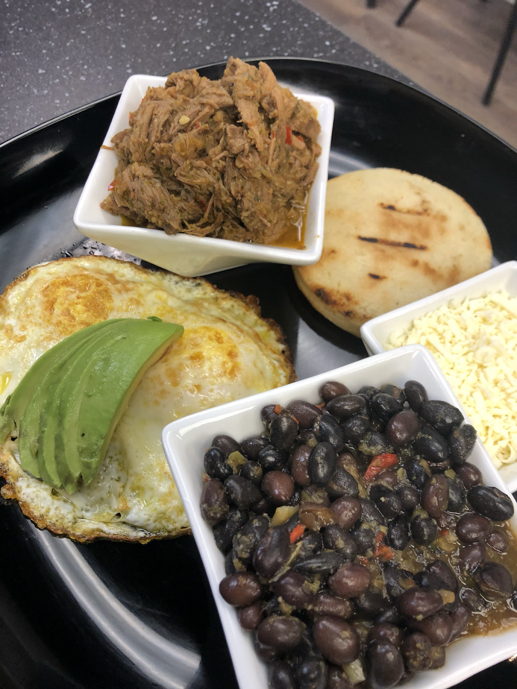 Cabimas Latin Restaurant & Gallery | restaurant | 2132 Whisper Lakes Blvd, Orlando, FL 32837, USA | 4077345525 OR +1 407-734-5525