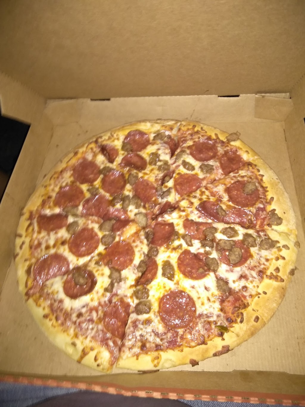 Little Caesars Pizza | meal delivery | 4201 Central Ave NW, Albuquerque, NM 87105, USA | 5058361364 OR +1 505-836-1364