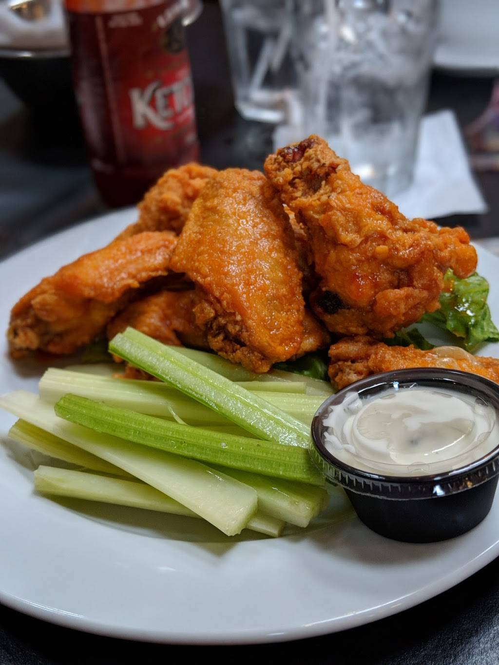 Old Bank Bistro | restaurant | 41 Jarvis St, Fort Erie, ON L2A 2S4, Canada | 9059949222 OR +1 905-994-9222