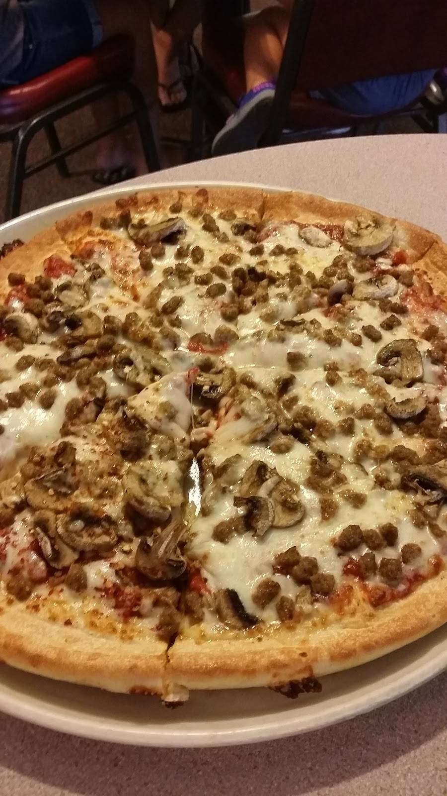 Panteras Pizza | restaurant | 1522 Troy Rd, Edwardsville, IL 62025, USA | 6186926000 OR +1 618-692-6000