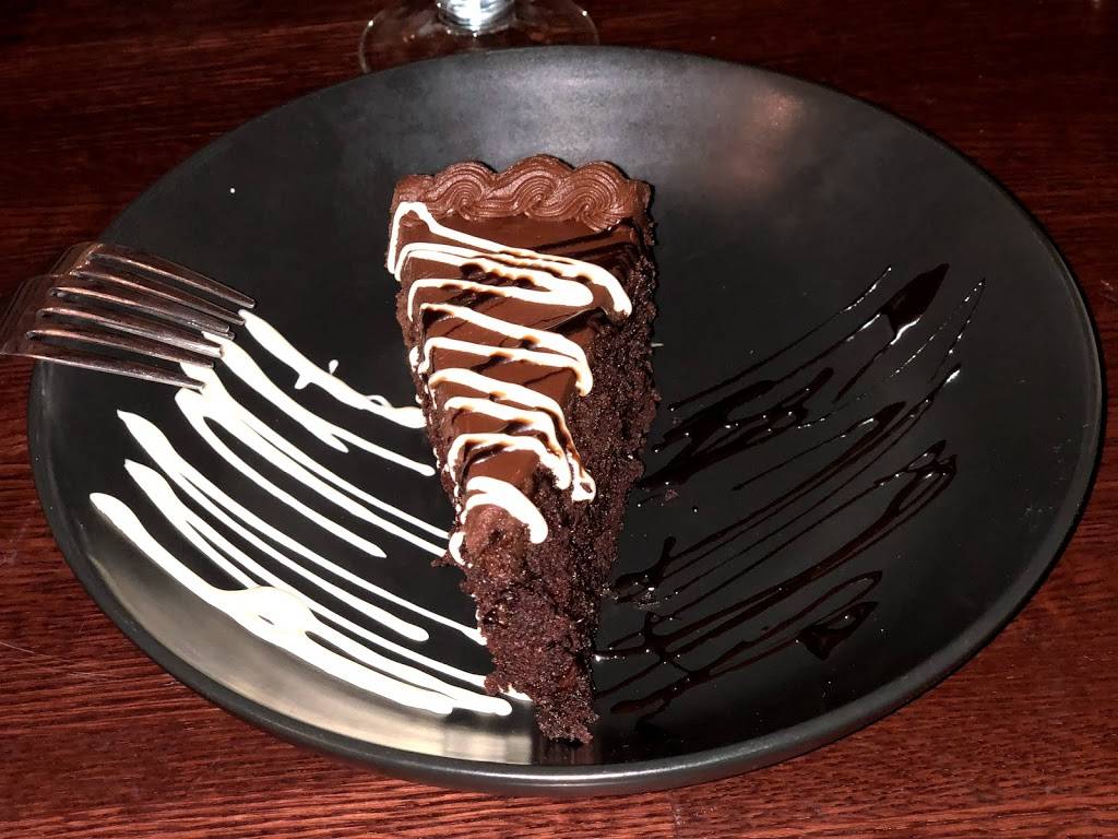 Lolas Farmhouse Bistro | restaurant | 1840 Manakin Rd, Manakin-Sabot, VA 23103, USA | 8047842000 OR +1 804-784-2000