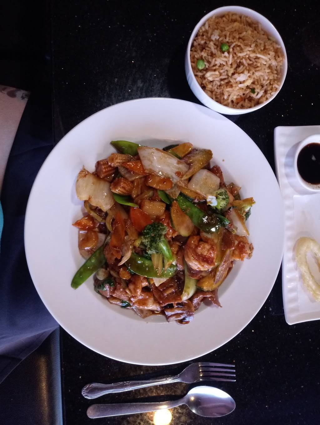 Lis Asian Bistro | meal delivery | 1355 Santa Fe Dr #D, Denver, CO 80204, USA | 7203821790 OR +1 720-382-1790