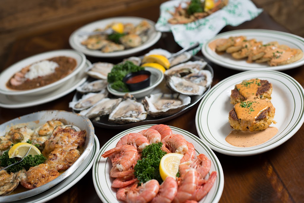 Original Oyster House | restaurant | 3733 Battleship Pkwy, Spanish Fort, AL 36527, USA | 2516262188 OR +1 251-626-2188