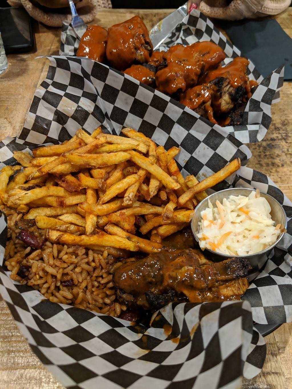 Seasoned Dreams | restaurant | 5509 Rue Laurendeau, Montréal, QC H4E 3V9, Canada | 5147692222 OR +1 514-769-2222