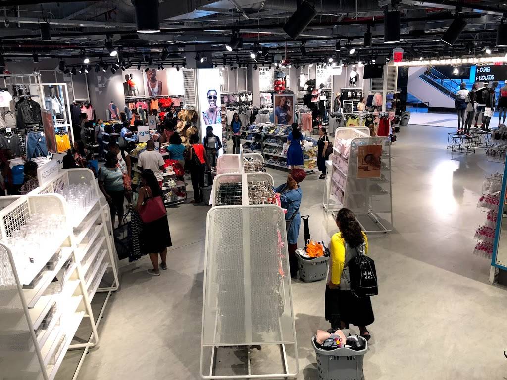 Kings Plaza Shopping Center | shopping mall | 5100 Kings Plaza, Brooklyn, NY 11234, USA | 7182536842 OR +1 718-253-6842