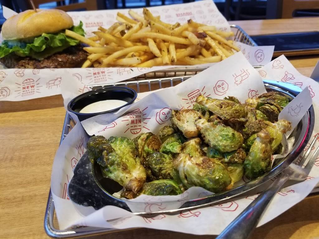 Smashburger | restaurant | 170 Essex St Ste 1, Lodi, NJ 07644, USA | 2013514899 OR +1 201-351-4899