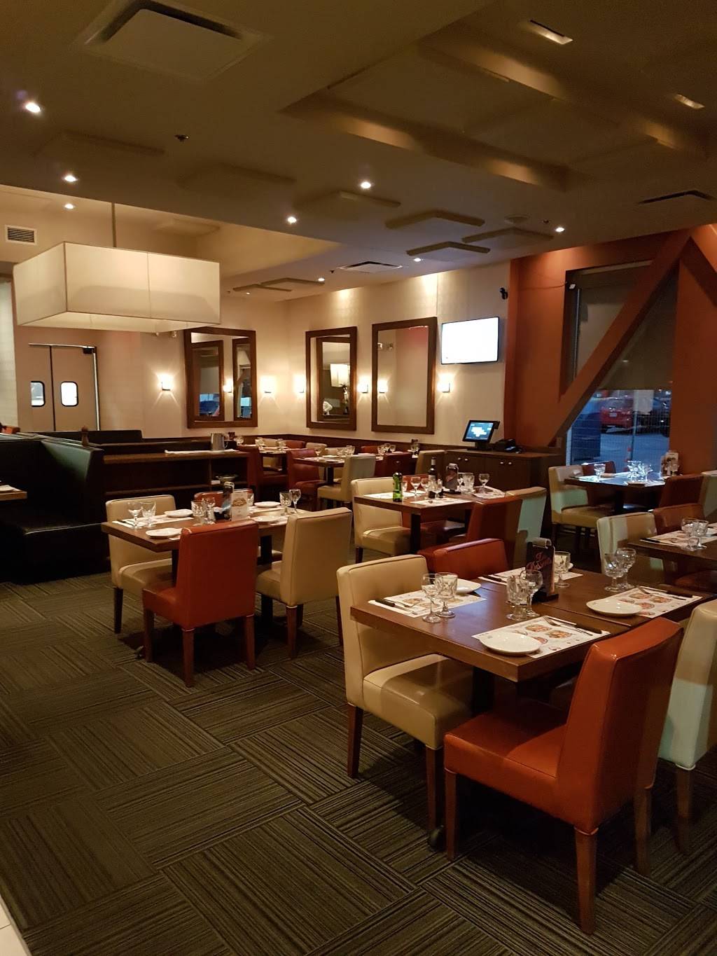 Restaurant Au Vieux Duluth | restaurant | 3333 du Carrefour Promenades, Beauport, QC G1C 5R9, Canada | 4189145591 OR +1 418-914-5591