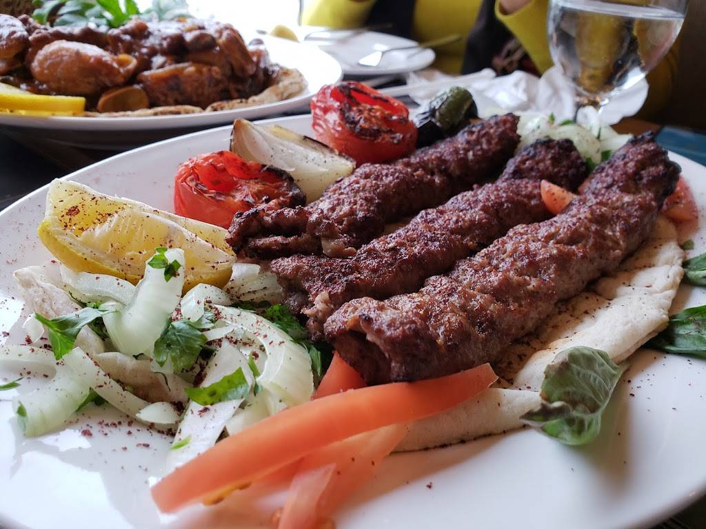 Joummar Restaurant | restaurant | 2575 Dundas St W Unit 1, Mississauga, ON L5K 2M6, Canada | 9056070448 OR +1 905-607-0448