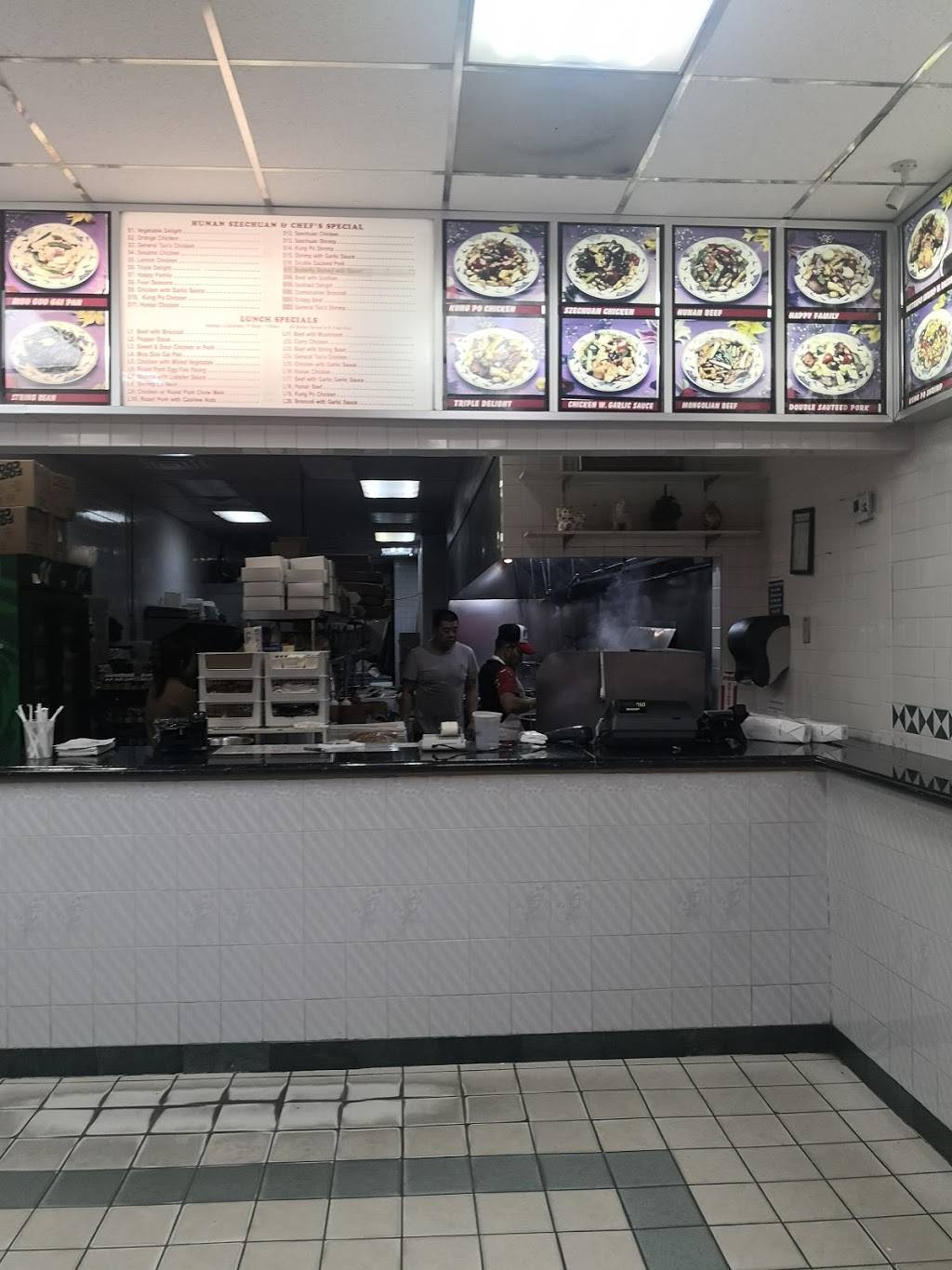 Yums | restaurant | 1413 14th St NW, Washington, DC 20005, USA | 2022325608 OR +1 202-232-5608