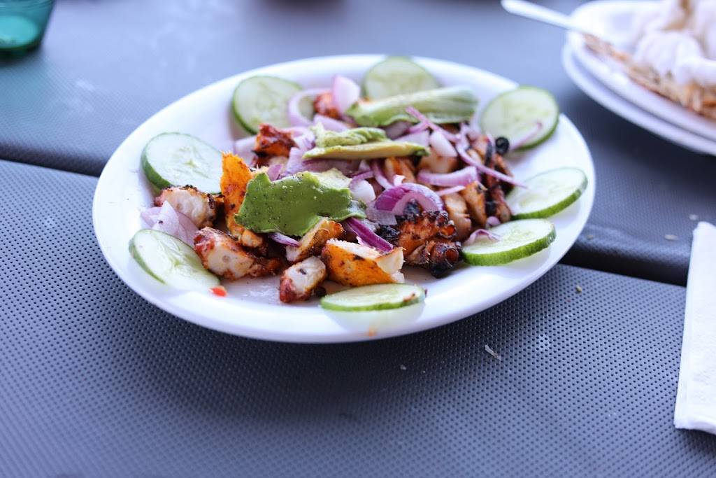 Mariscos La Estrella | restaurant | Blvd. Popotla, Popotla, 22710 Rosarito, B.C., Mexico | 016611167005 OR +52 661 116 7005