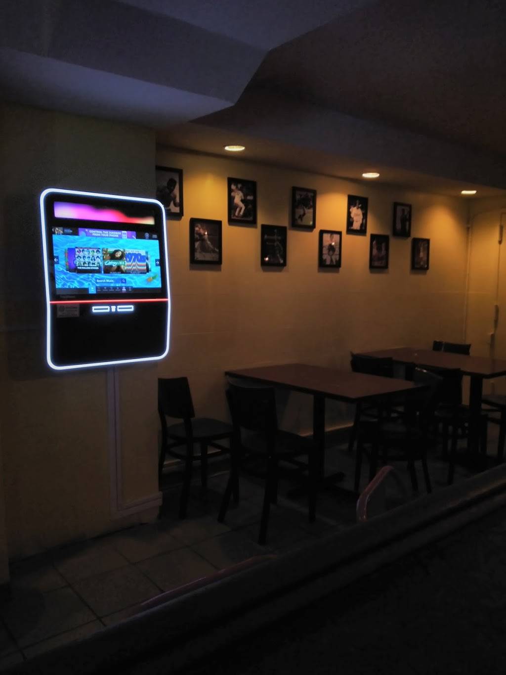 Teddys F&B Bar | restaurant | 256 E112th street, New York, NY 10029, USA | 9172615615 OR +1 917-261-5615