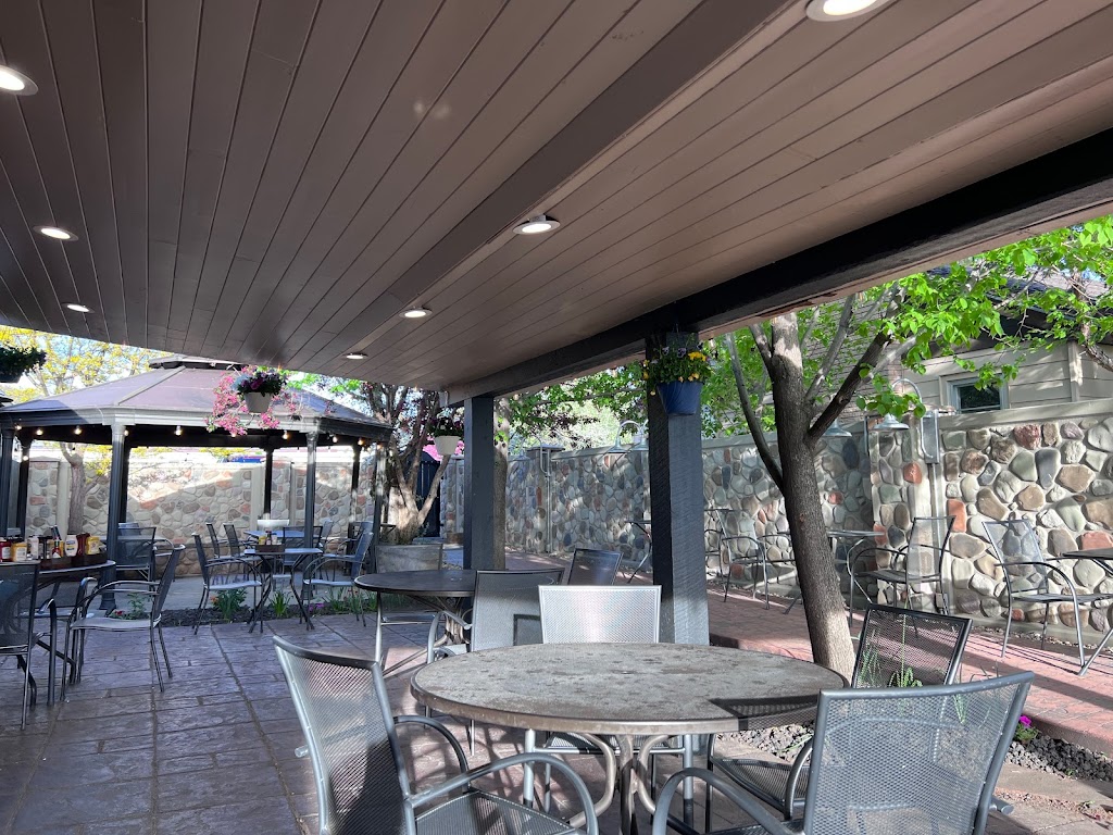 Vintage Restaurant Bar & Grill - Kamas | restaurant | 215 S Main St, Kamas, UT 84036, USA | 4357830090 OR +1 435-783-0090