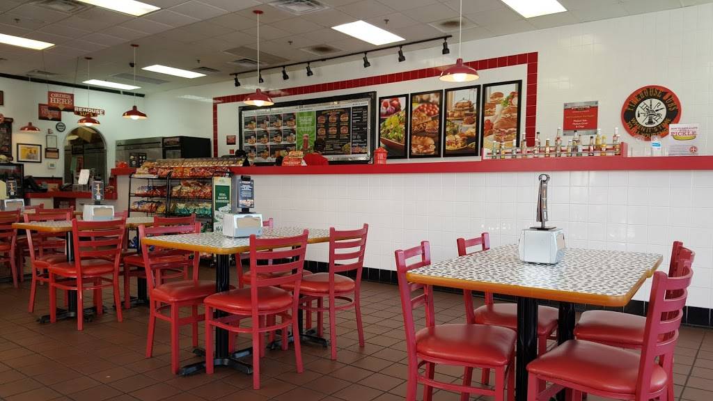 Firehouse Subs Harbourview | restaurant | 6255 College Dr Ste K, Suffolk, VA 23435, USA | 7574848187 OR +1 757-484-8187