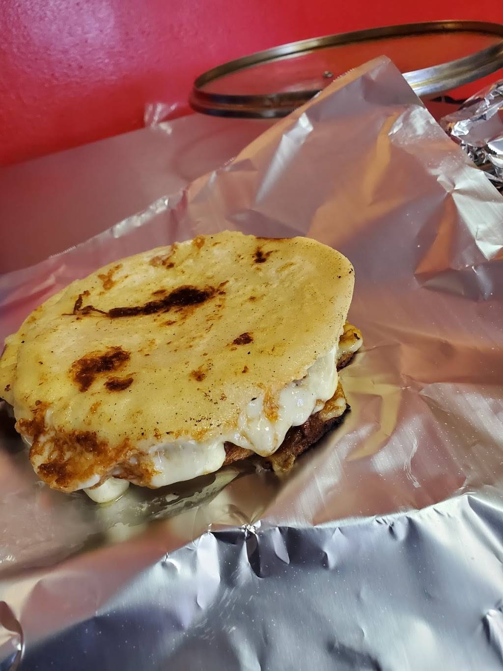 Sabor Centro Americano | restaurant | 90 Monticello Ave, Jersey City, NJ 07304, USA | 2017805417 OR +1 201-780-5417