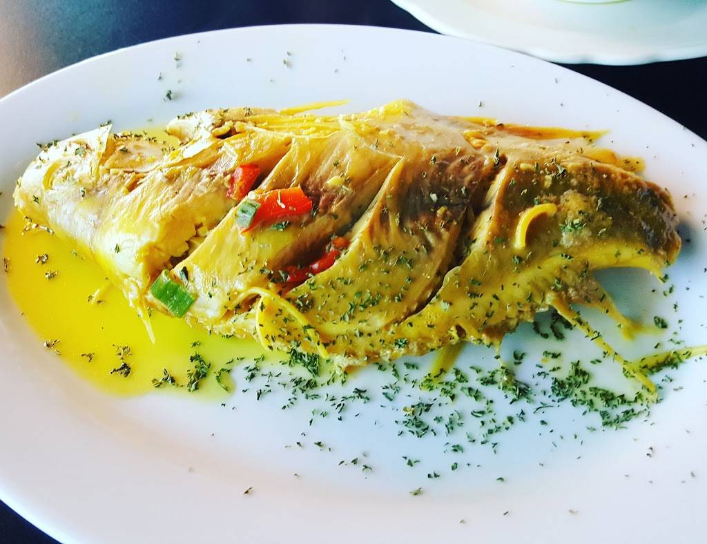 LA FUENTE BAR & RESTAURANT | restaurant | 1166 E Vine St, Kissimmee, FL 34744, USA | 4078470667 OR +1 407-847-0667