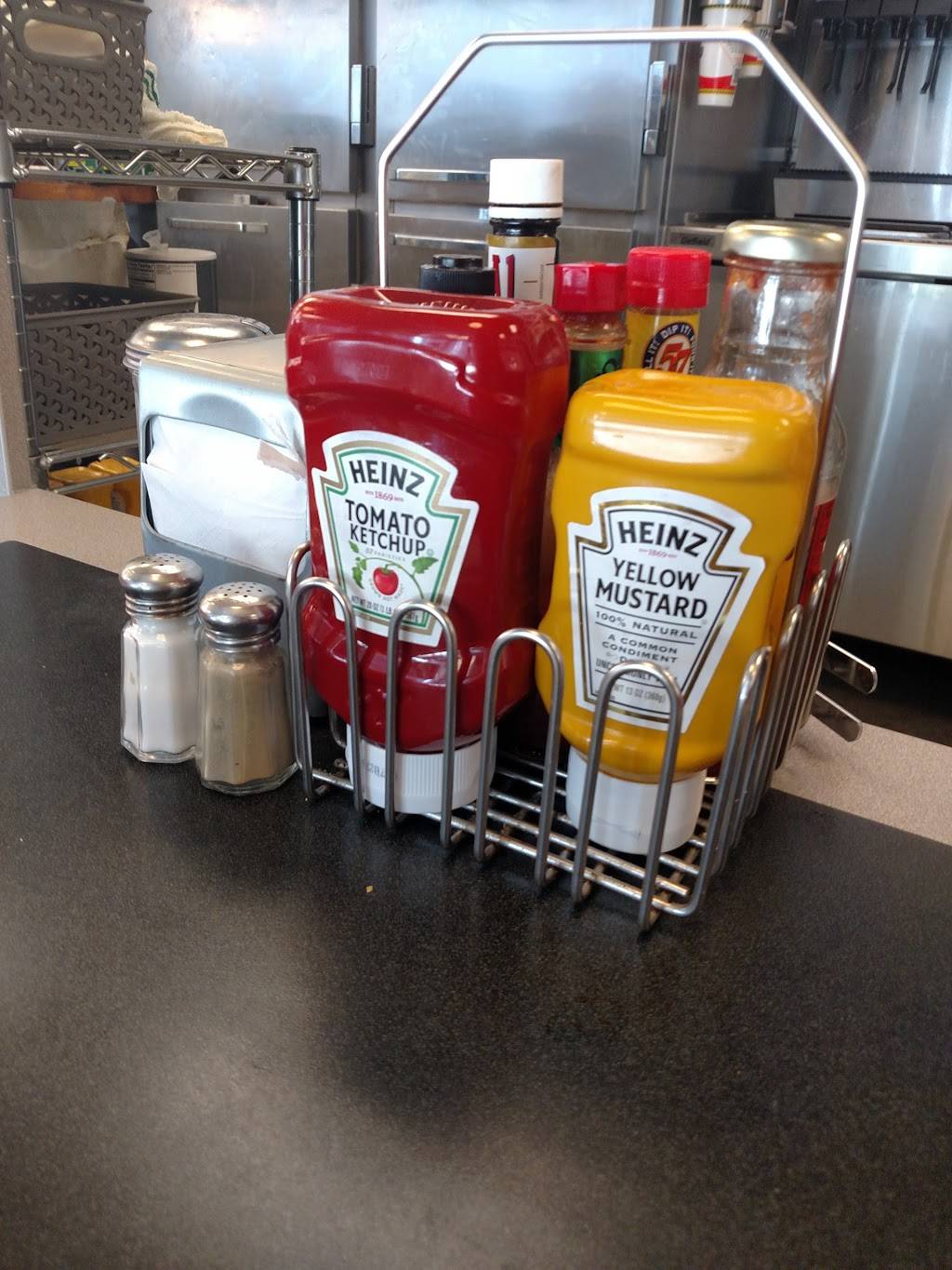 Waffle House | meal takeaway | 2128 E Hwy 30 W, Gonzales, LA 70737, USA | 2256478893 OR +1 225-647-8893