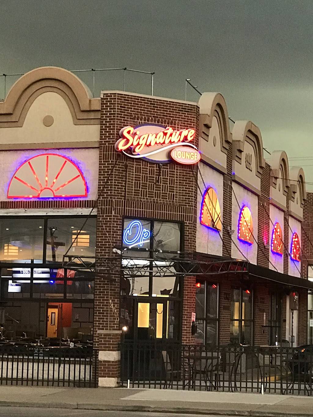 Signature Hookah Lounge | night club | 14600 Warren Ave, Dearborn, MI 48126, USA | 3135845800 OR +1 313-584-5800