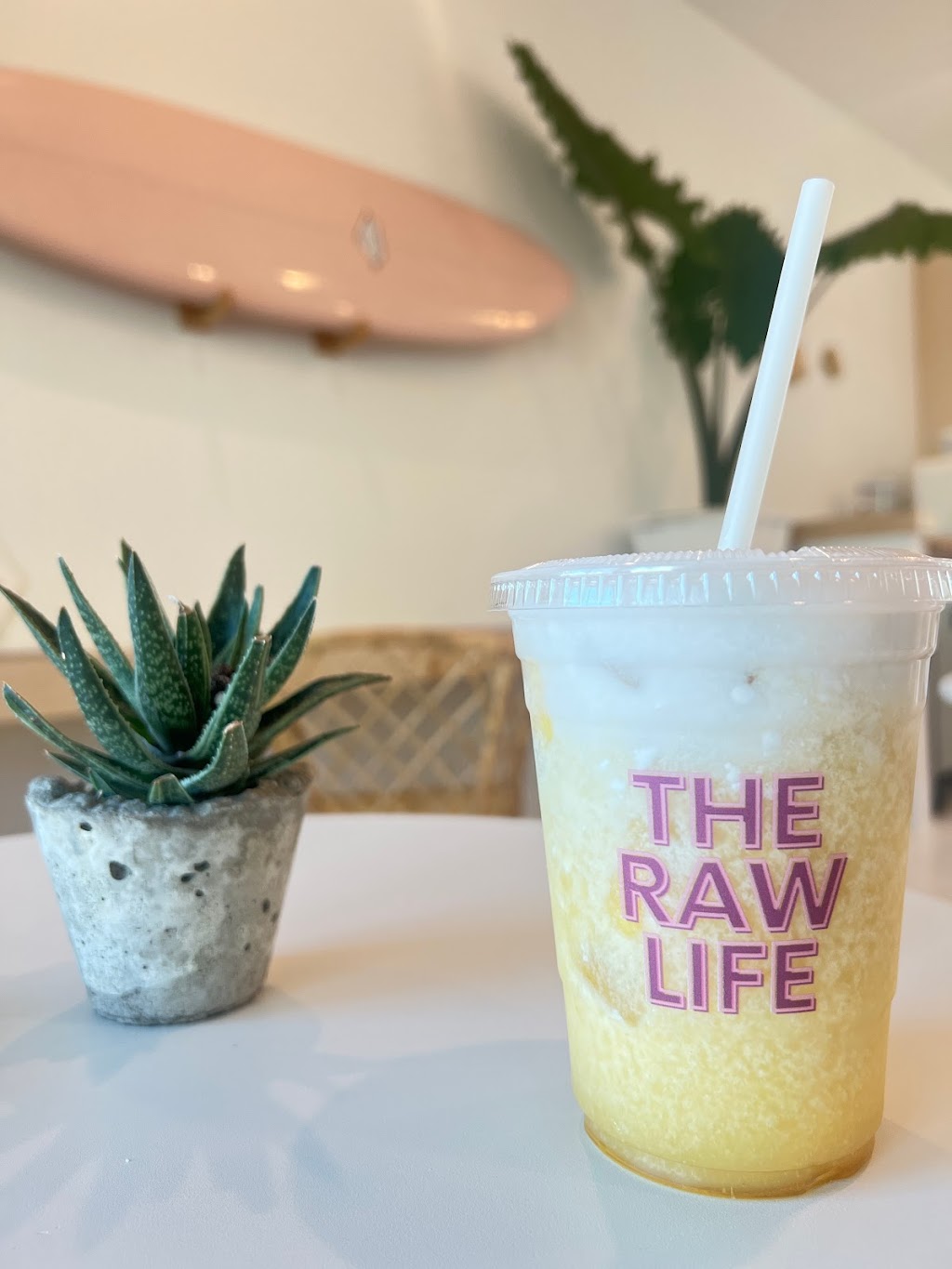 Real and Raw 30A | restaurant | 29 Village Blvd Unit B101, Santa Rosa Beach, FL 32459, USA | 2149573458 OR +1 214-957-3458