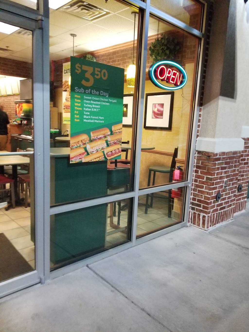 Subway | restaurant | 5850 AL-53, Harvest, AL 35749, USA | 2568528462 OR +1 256-852-8462