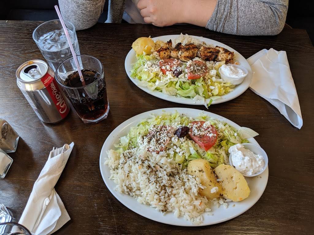 Greek Village Bar And Grill | restaurant | 1 - 730 Danforth Ave, Toronto, ON M4J 1L5, Canada | 4167924244 OR +1 416-792-4244