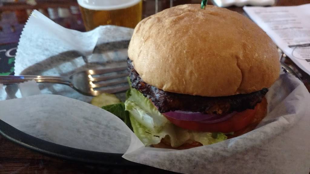 The Detour Bar & Grill | restaurant | 1920 E Riverside Blvd, Loves Park, IL 61111, USA | 7794230179 OR +1 779-423-0179