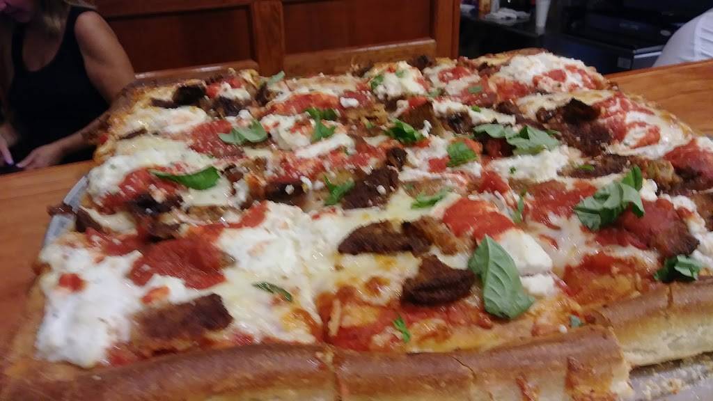 Anthonys NY Pizza | restaurant | 10020 Coconut Rd Suite 130, Bonita Springs, FL 34135, USA | 2393014727 OR +1 239-301-4727