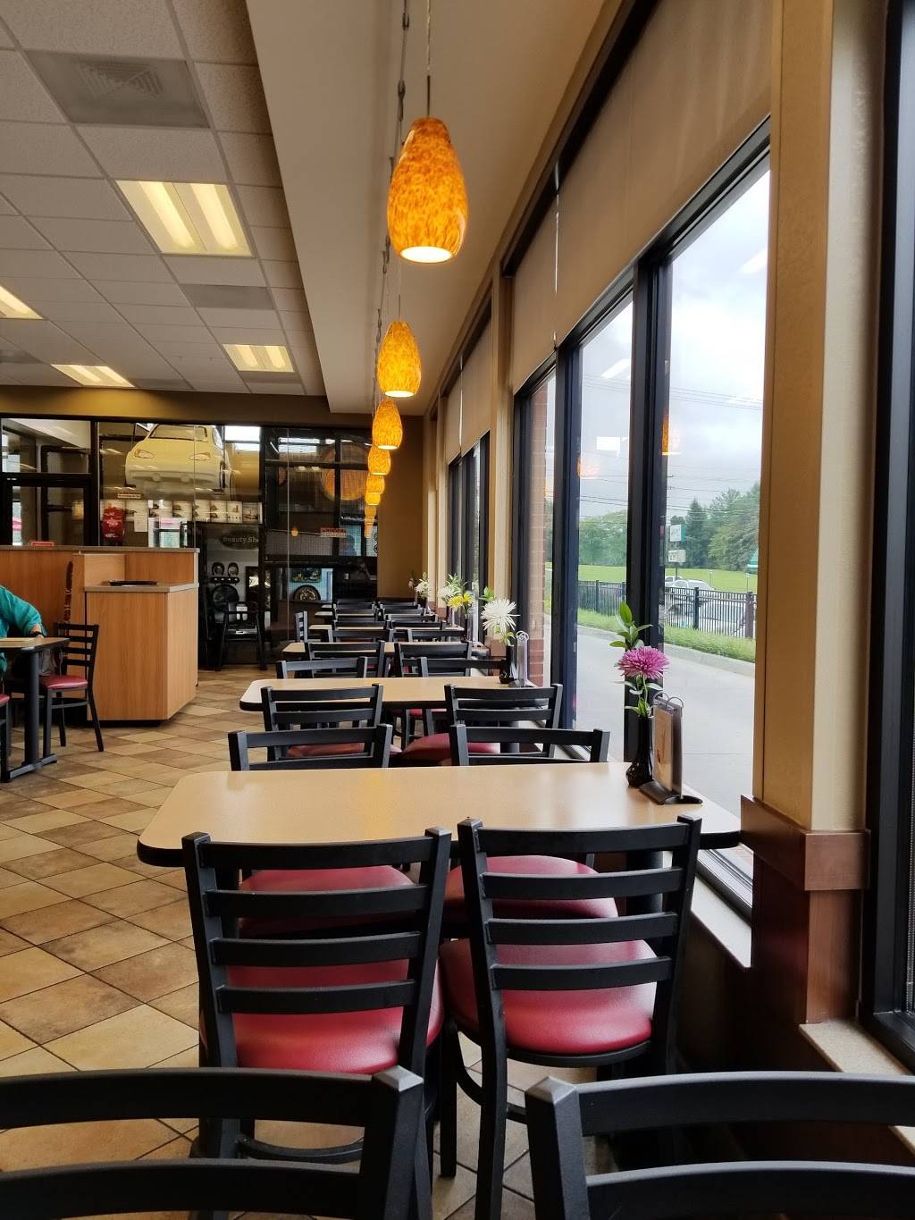 Chick-fil-A | restaurant | 1006 Burkemont Ave, Morganton, NC 28655, USA | 8284392373 OR +1 828-439-2373
