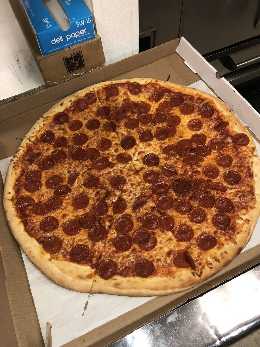 Station Pizza II | restaurant | 101 E Moreland Rd, Willow Grove, PA 19090, USA | 2156590900 OR +1 215-659-0900