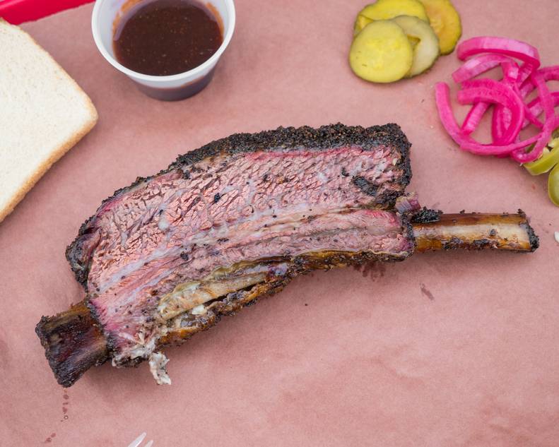 Blue Smoke World Famous Barbeque | restaurant | 3365 E 1st St, Blue Ridge, GA 30513, USA | 7069462024 OR +1 706-946-2024