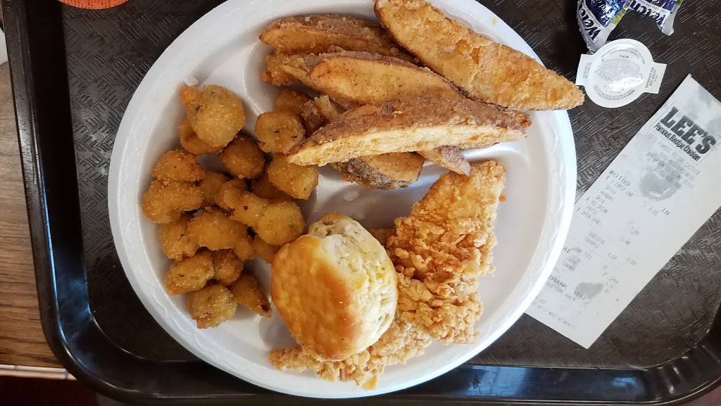 Lees Famous Recipe Chicken | restaurant | 1550 Missouri Blvd, Jefferson City, MO 65109, USA | 5736351603 OR +1 573-635-1603