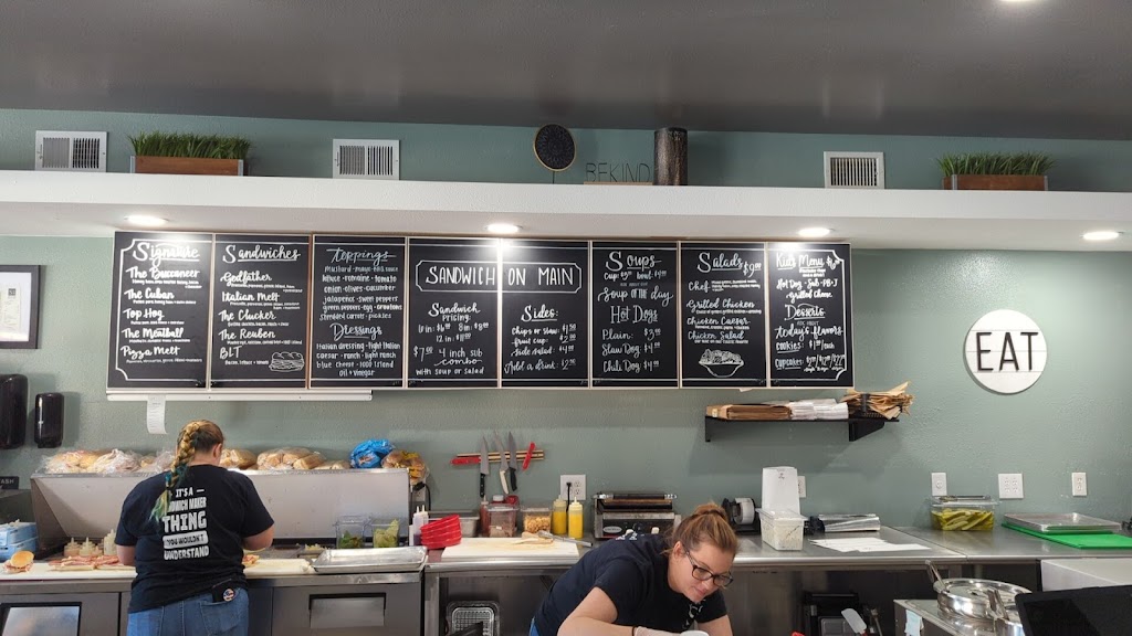 Sandwich on Main | restaurant | 102 Suwannee Ave, Branford, FL 32008, USA | 3869353407 OR +1 386-935-3407