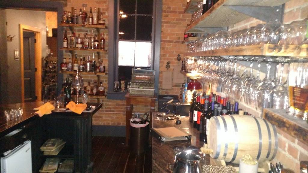 H2 Huth & Harris Wine Merchants | restaurant | 221 S Court St, Medina, OH 44256, USA | 3308053212 OR +1 330-805-3212