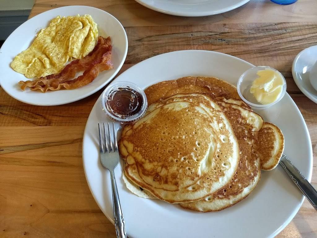 508 N Brews & Co. | restaurant | 508 N Main St, Hillsville, VA 24343, USA | 2762663553 OR +1 276-266-3553