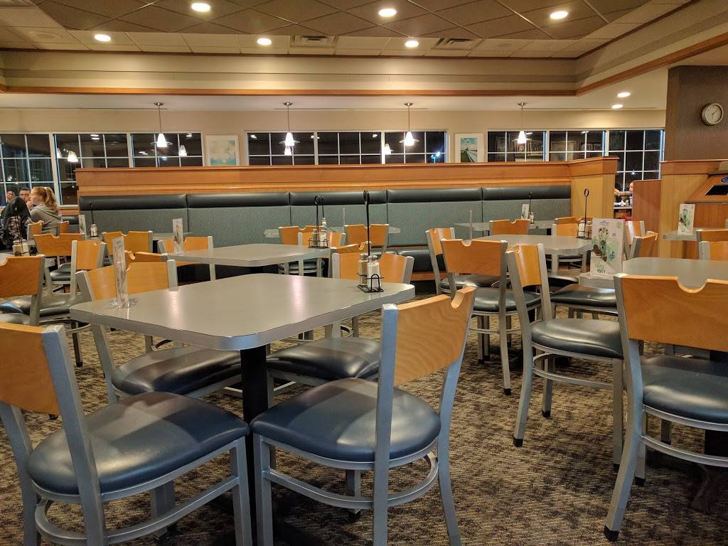 Culvers | restaurant | 575 W Layton Ave, Milwaukee, WI 53207, USA | 4144897777 OR +1 414-489-7777