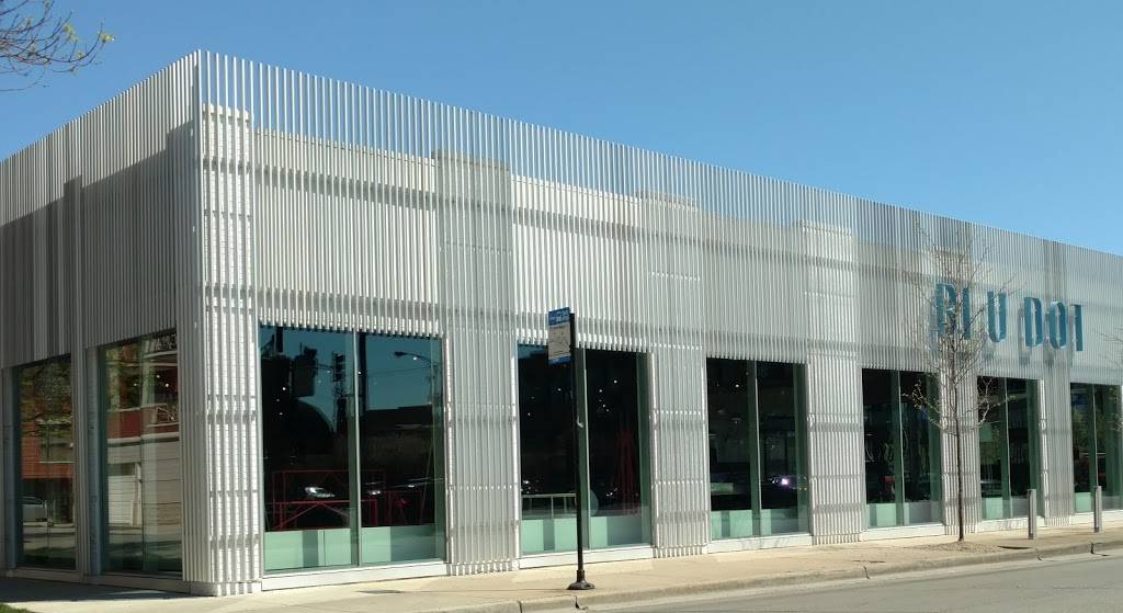 Clybourn Commons | shopping mall | 2000 N Clybourn Ave, Chicago, IL 60614, USA | 6306452800 OR +1 630-645-2800