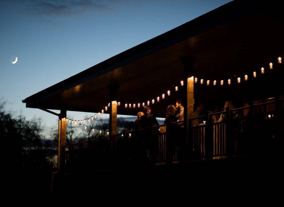 ALE - Amberwood Lounge & Eatery | night club | 54 Springbrook Dr, Stittsville, ON K2S 1B9, Canada | 6138312442 OR +1 613-831-2442