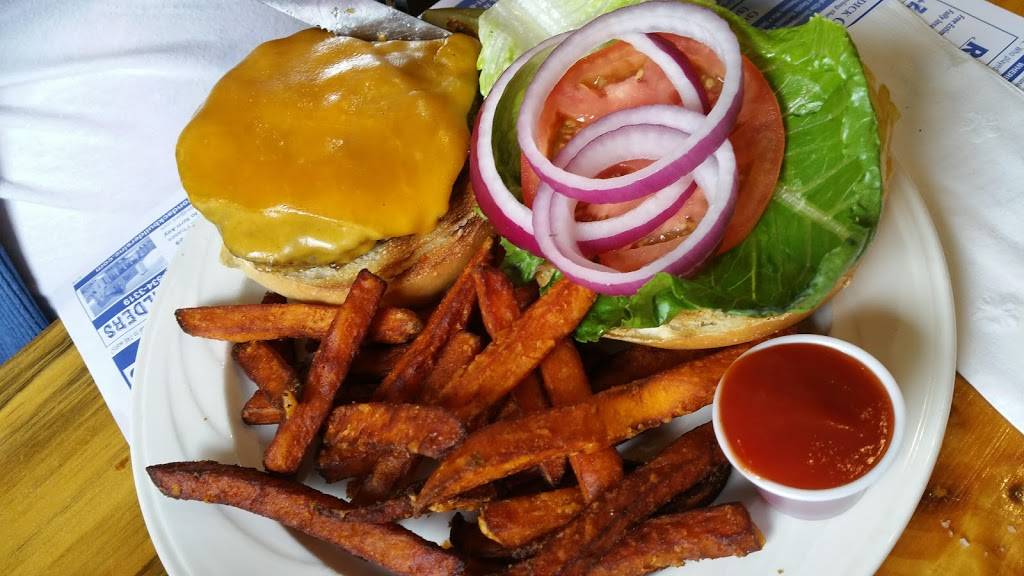 Jonny Bs Tavern | restaurant | 8345 New Floyd Rd, Rome, NY 13440, USA | 3152064045 OR +1 315-206-4045