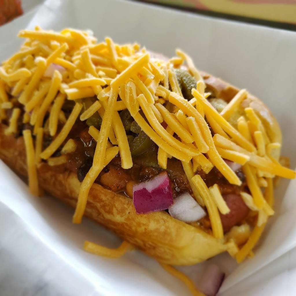 Sweet Dogs | restaurant | 4749 SW 8th St, Miami, FL 33134, USA | 3054484900 OR +1 305-448-4900