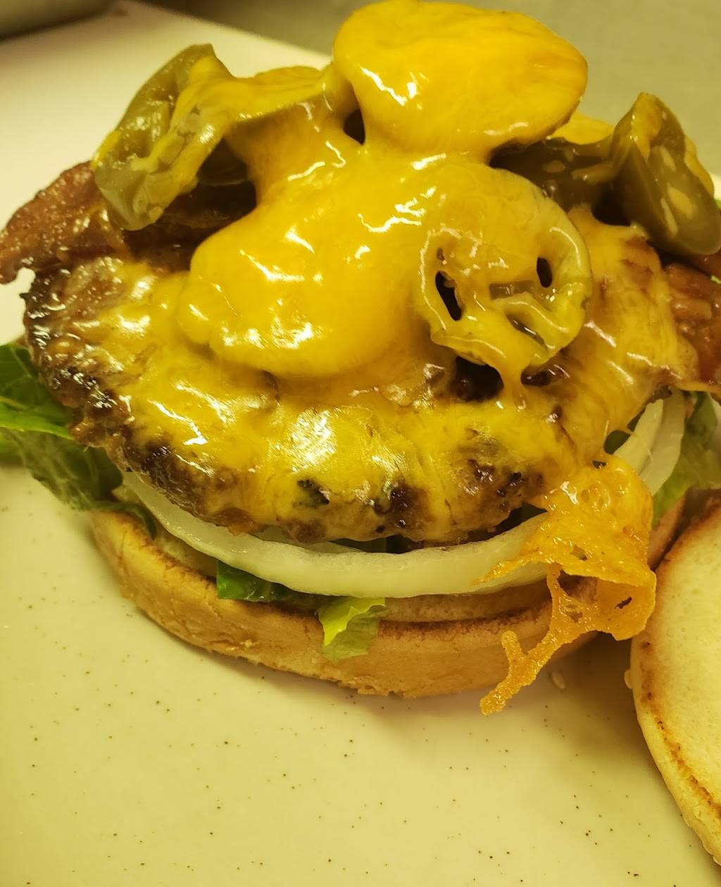 Jennys Family Restaurant | restaurant | 1702 Grand Ave, Wausau, WI 54403, USA | 7152612700 OR +1 715-261-2700