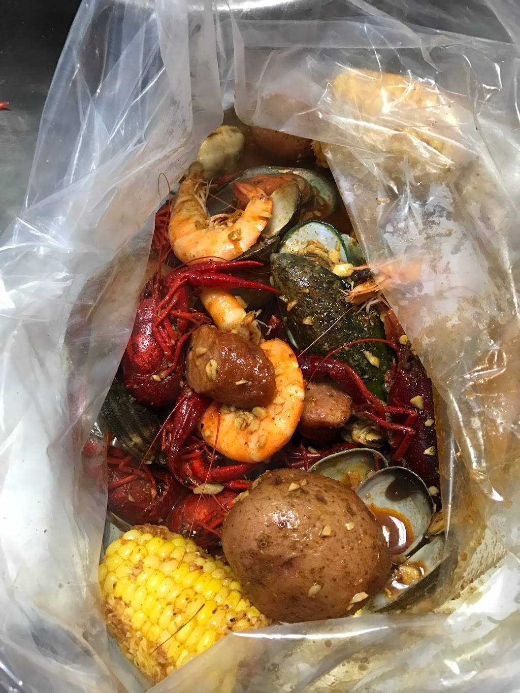 Crab Fever | restaurant | 1420 E Plaza Blvd d2, National City, CA 91950, USA | 6197737357 OR +1 619-773-7357