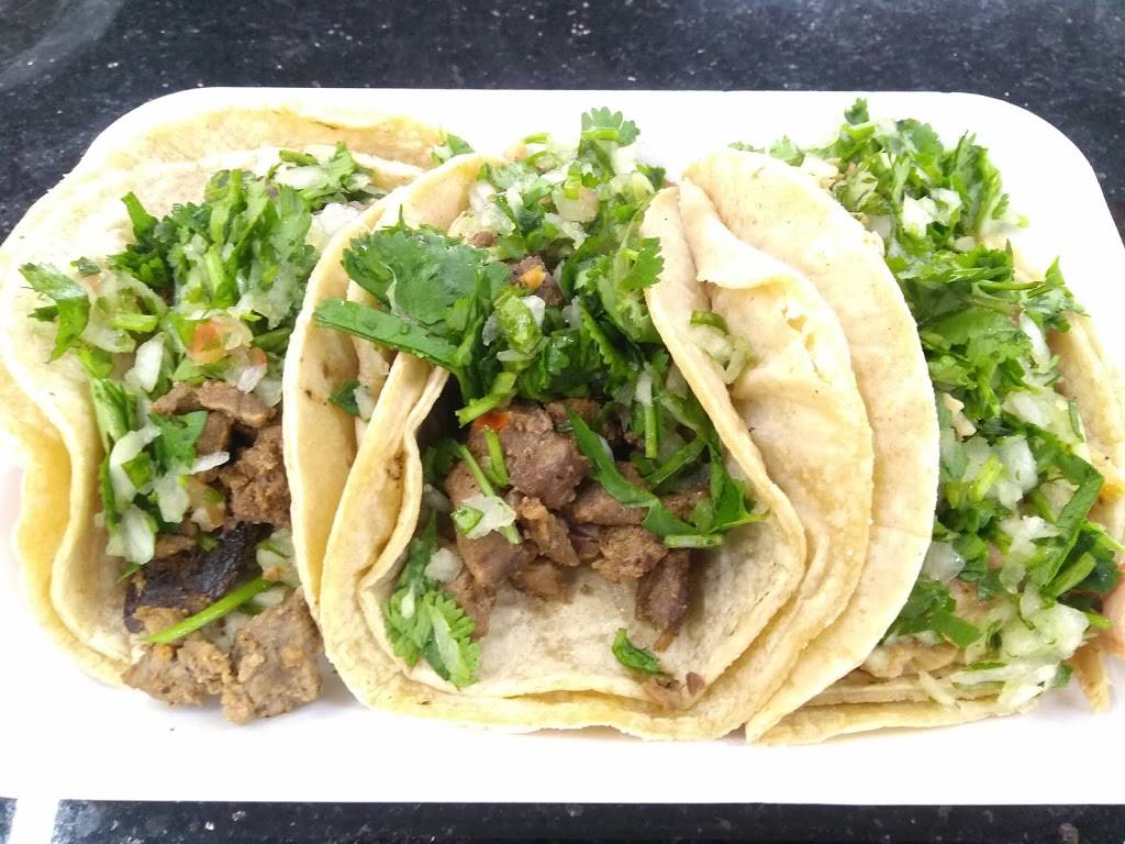 TJ Oyster Bar | restaurant | 4246 Bonita Rd, Bonita, CA 91902, USA | 6192674577 OR +1 619-267-4577