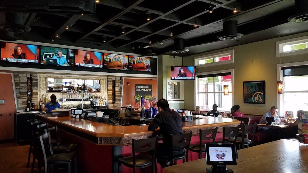 Chilis Grill & Bar | meal takeaway | 2845 Gulf Fwy S, League City, TX 77573, USA | 2815340801 OR +1 281-534-0801