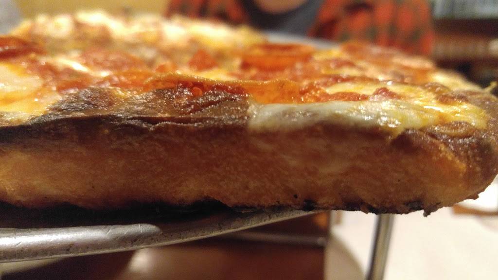 Aniellos Pizza and Italian Restaurant | restaurant | 346 Hemingway Ave, East Haven, CT 06512, USA | 2034675694 OR +1 203-467-5694