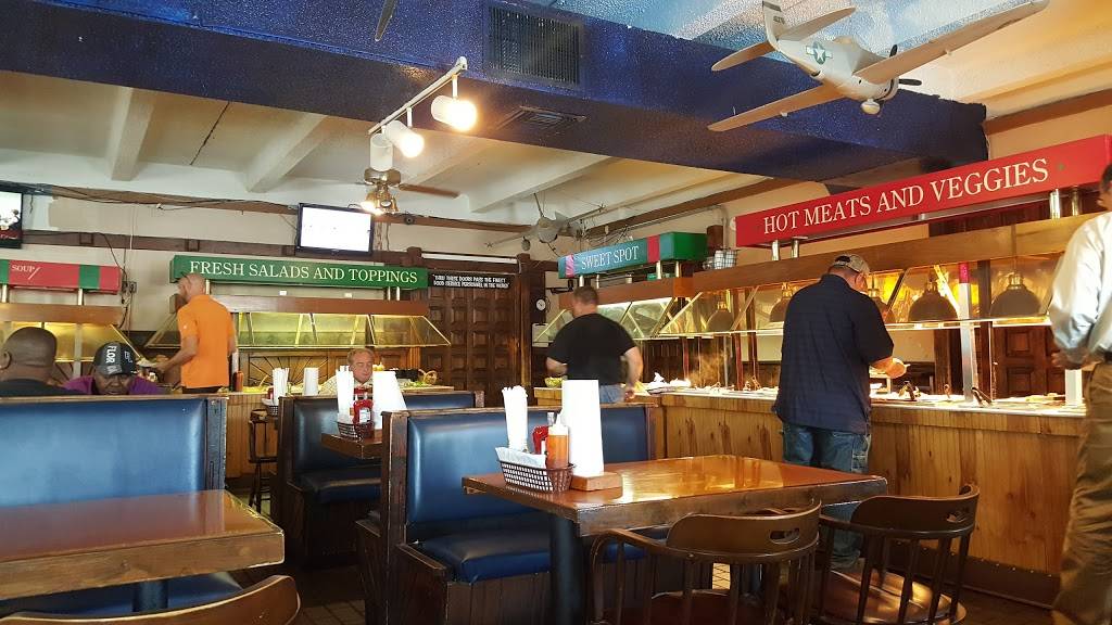 Lupton’s Fat Man’s BBQ & Country Cooking | restaurant | 5403, 5299 E Busch Blvd, Temple Terrace, FL 33617, USA | 8139854423 OR +1 813-985-4423